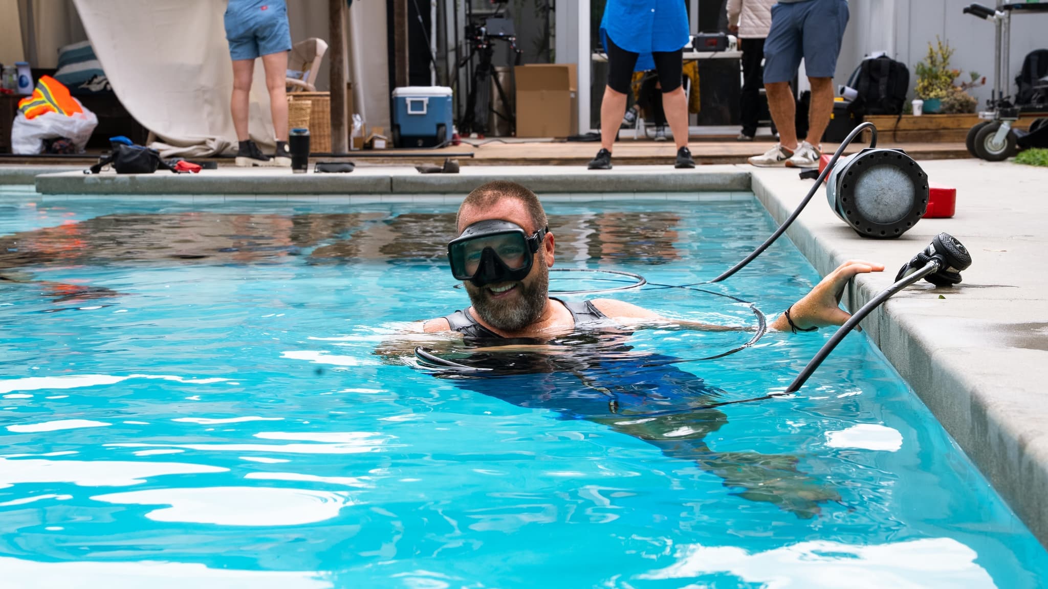 Pool BTS 04